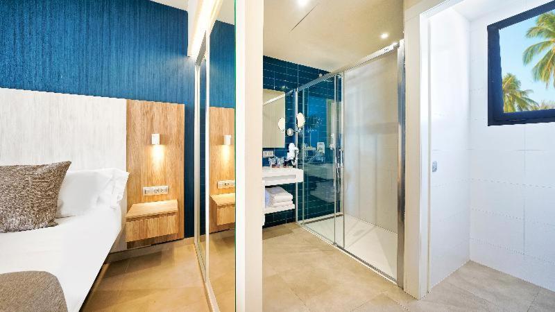 Club Maspalomas Suites & Spa - Adults Only Room photo